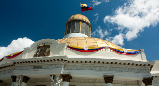 Fachada del hemiciclo donde sesiona la Asamblea Nacional y la Asamblea Nacional Constituyente. Foto: Archivo