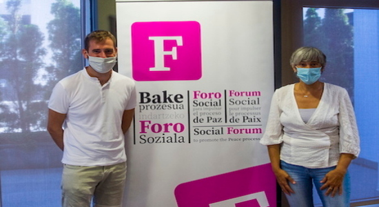 Tasio Arrizabalaga y Nekane Altzelai. (Luis JAUREGIALTZO/FOKU)