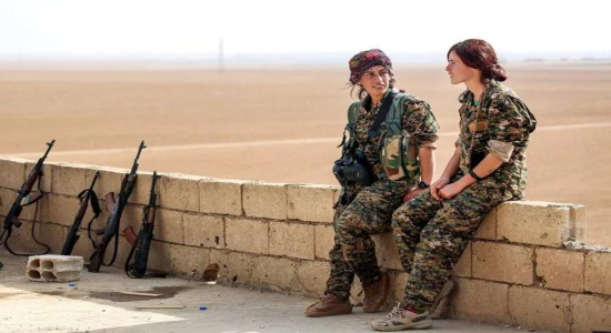 Combatientes de las YPJ