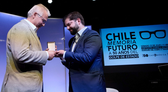 Boric premia a Garzón, de la misma manera que en Argentina hizo el kirchnerista Sabatella.