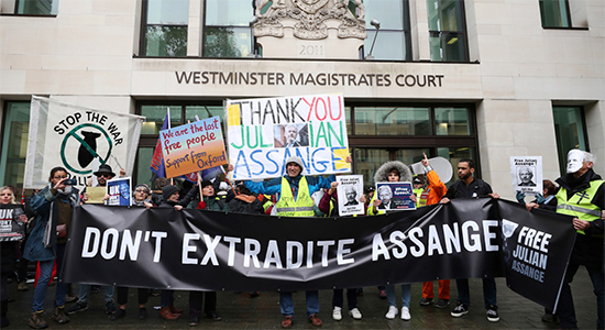 Protesta contra extradición de Assange