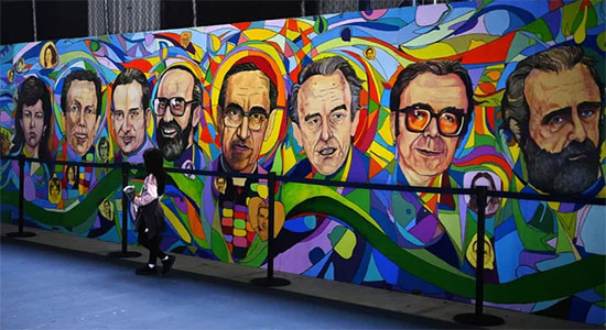 Mural: víctimas de la matanza de la UCA en San Salvador