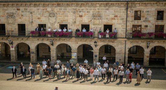 Foto de familia de los electos que se han dado cita en Bergara. (Jaizki FONTANEDA/FOKU)