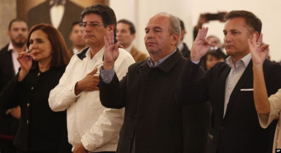 Karen Longaric, Jerjes Justiniano Atalá, Arturo Murillo y Luis Fernando López asumen ilegalmente la dirección del Estado boliviano