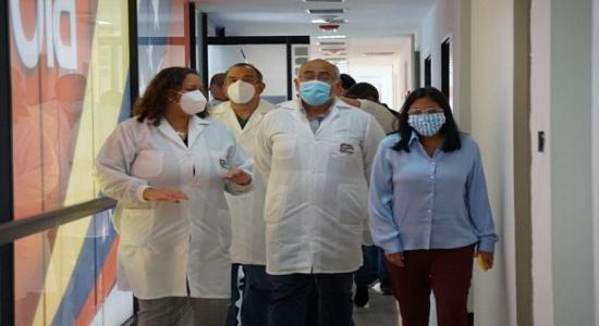 Delcy Rodríguez vitando la Planta Espromed Bio